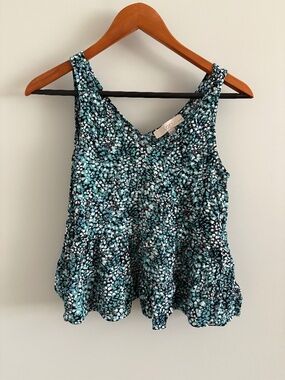 Floral v neck top